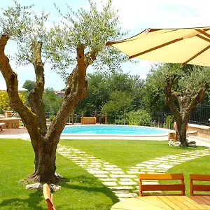 Couette-café La Valle Dei Casali Con Piscina E Natura A, Rome