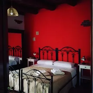 La Vecchia Forgia Couette-café